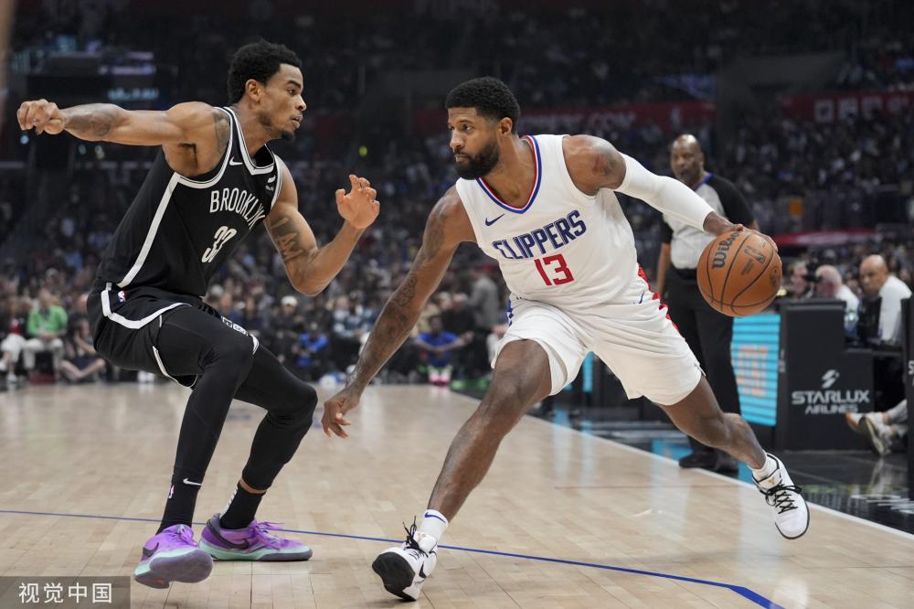 通过这个故 通过这个故