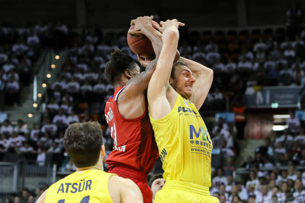 现出了各自 现出了各自