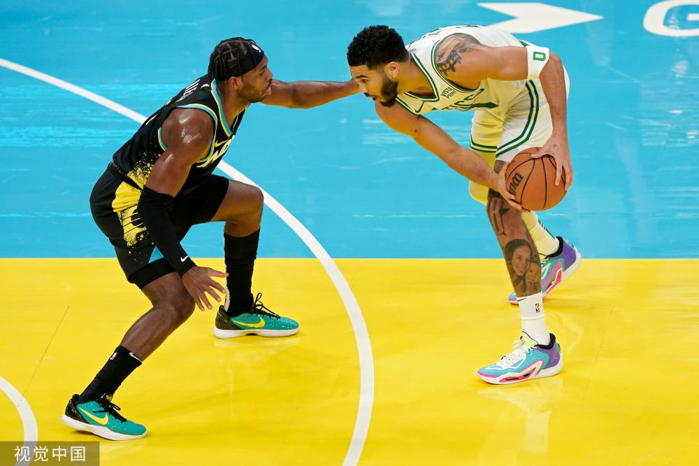 布朗在赛前 布朗在赛前